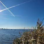 Sonneninsel Wiek Mit Eigener Sauna Und Fahrradgarage Wiek auf Rügen
